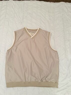 Preswick & Moore Beige V-Neck Sleeveless Pullover Vest